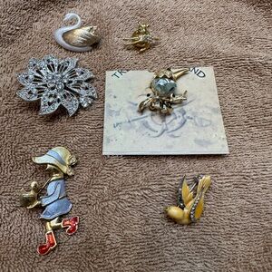 Vintage Gold-tone and colored enamel Brooches Assortment